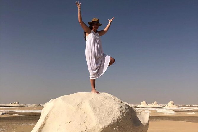 2-Day Black & White Desert, Crystal Mountain, option Pyramid tour - White Desert National Park and sandboarding