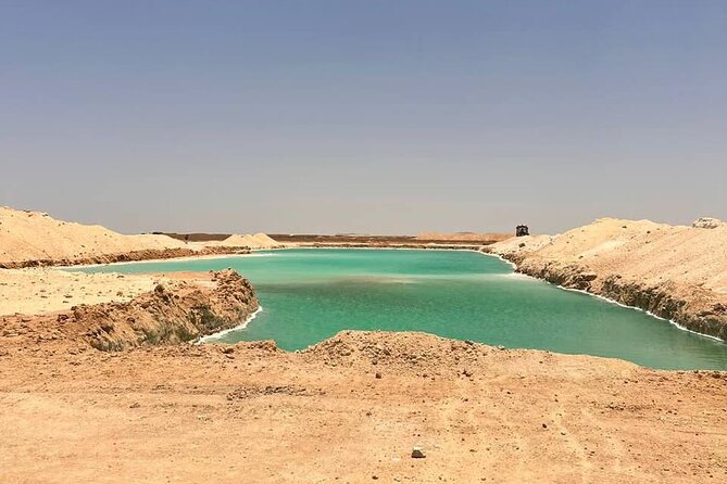 2-Day Egypt Desert Rose Tour - New White Desert and the overnight camp
