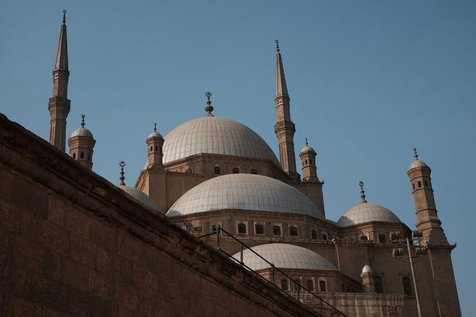 2 Days Private Guided Tour around Cairo and Giza - The Sphinx and Valley Temple add the story