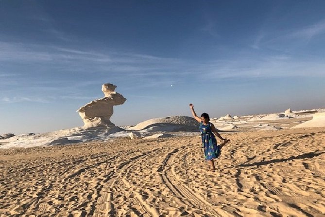 2 Days White Desert and Bahariya Oasis Tour - Crystal Mountain is a ridge, not a giant peak