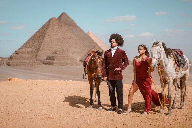 2 hrs Unique Photo session (PhotoShoot) at the Pyramids of Giza - The panoramic viewpoint and all nine pyramids
