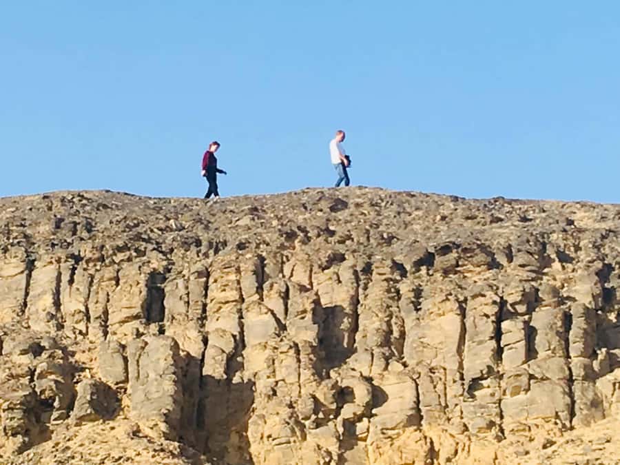 3 Days 2 Nights Visit White Desert & Bahariya From Cairo - Should you book the White Desert and Bahariya trip?