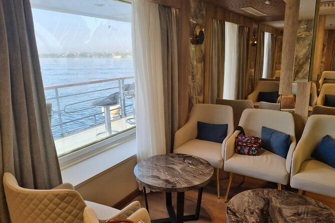 3 Days and 2 Nights Nile Cruise from Aswan to Luxor - Day 2: Edfu by horse-drawn carriage