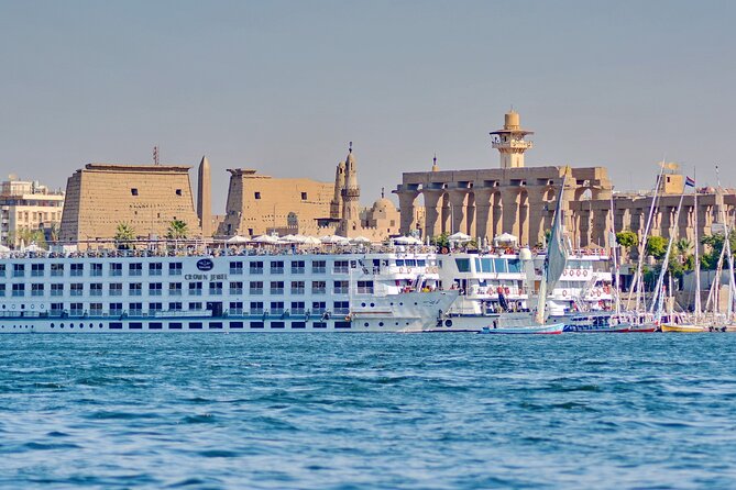 4 Day Nile Cruise Aswan to Luxor, Abu Simbel & Hot Air Balloon - Day one: Philae Temple and the first night aboard