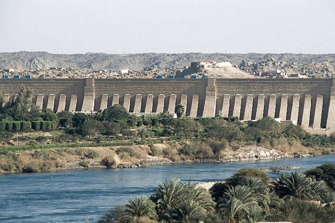 4-Days 3-Nights Cruise From Aswan To Luxor including Abu Simbel Hot Air Balloon - Day three: Edfu, the lock, and Luxor after dark