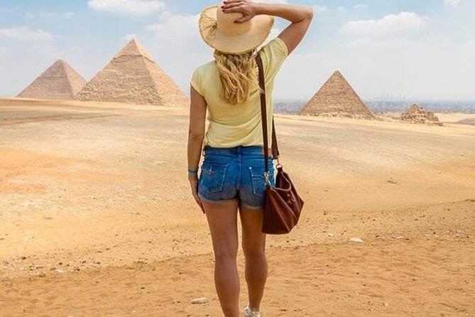 7-Hours Guided Tour to Giza Pyramids and Mummies Museum + Lunch - Meeting the Great Sphinx