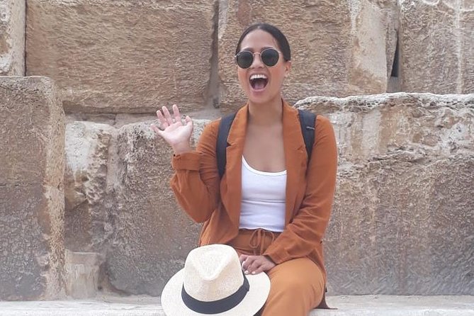8-Hour Private Tour to the Pyramids of Giza and Saqqara from Cairo - What the Egyptologist adds