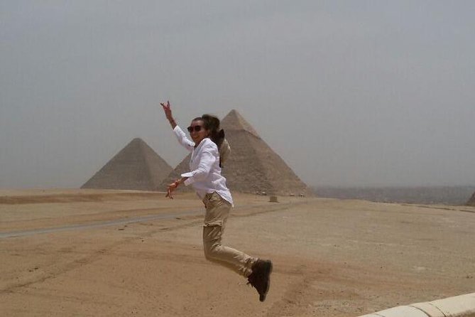 8-Hour Private Tour to the Pyramids of Giza and Saqqara from Cairo - The 30-minute camel ride