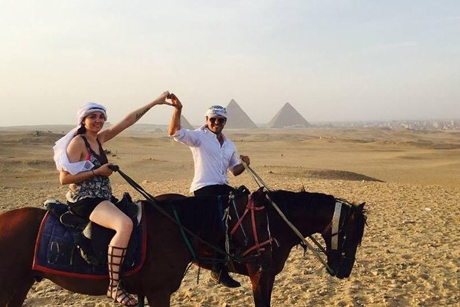8 Hours Guided tour to Giza Pyramids , Sphinx, Saqqara & Dahshur - What $27 really covers