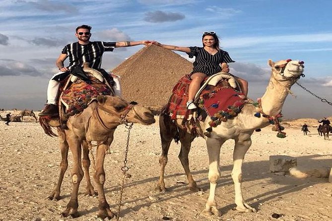 8 hours-Private Guided Day Tour to Memphis Saqqara and Giza with Lunch - The camel ride and lunch break