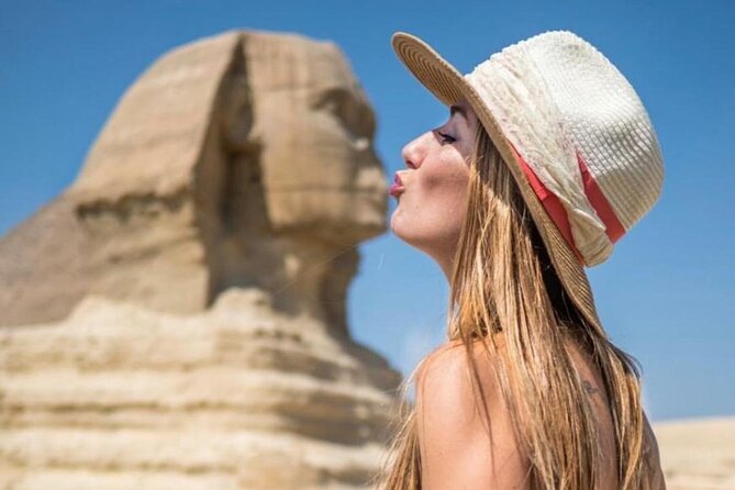 8 Hours Private trip to Giza pyramids Sakkara Memphis & shopping - Shopping for papyrus, perfume, and Egyptian cotton