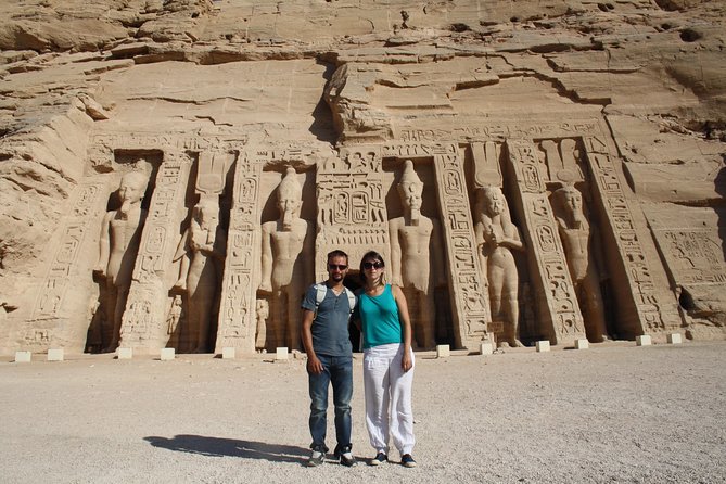 Abu Simbel Excursion 1 Day Trip from Aswan (Sharing Bus & Egyptologist Guide) - What the shared minivan is really like