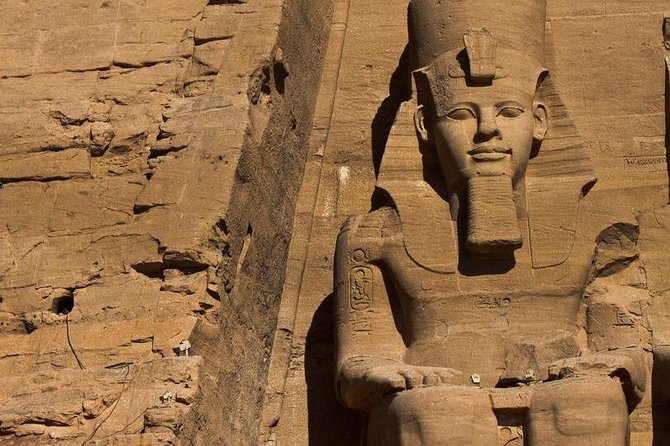 Abu Simbel Excursion Day Trip from Aswan (Sharing Bus without Guide) - Going without a guide, who benefits most