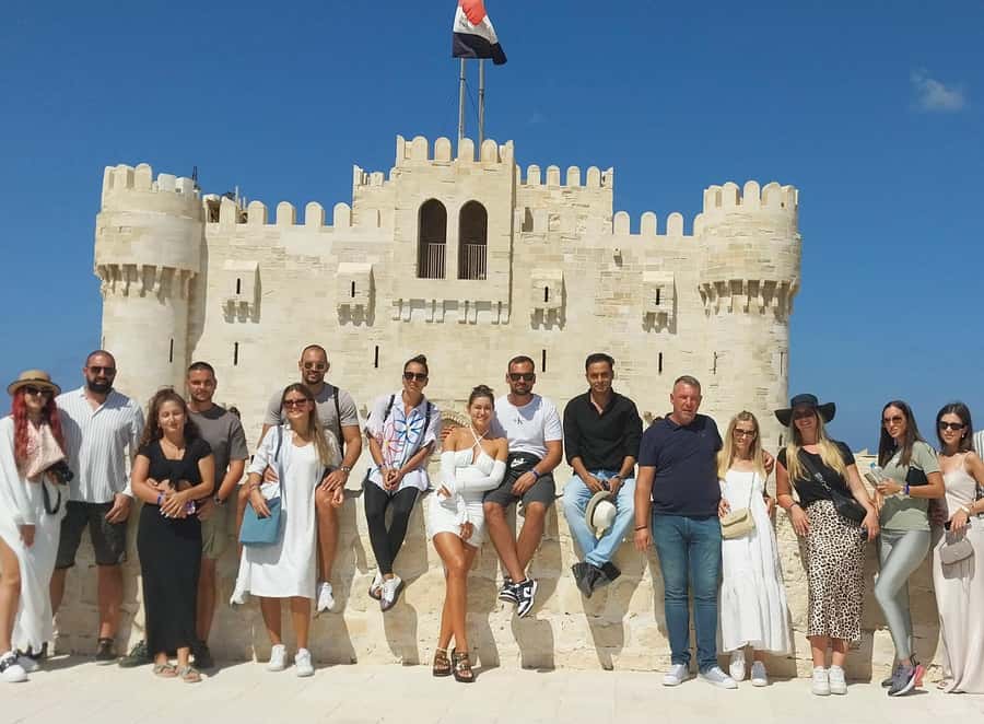 Alexandria: Archeological Day Tour - Starting below ground at Kom El Shokafa