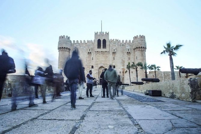 Alexandria Day tour from Cairo-Must See attractions - Going underground at Kom el Shoqafa