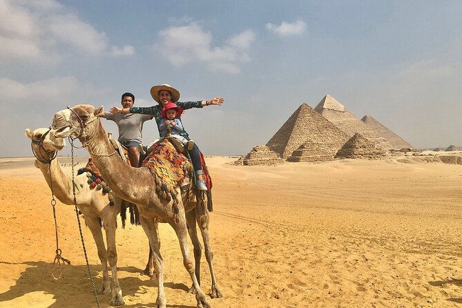 All Inclusive Day tour 8hrs Pyramids, Egyptian Museum and Khan Al-Khalili bazaar - Making sense of the Egyptian Museum collection
