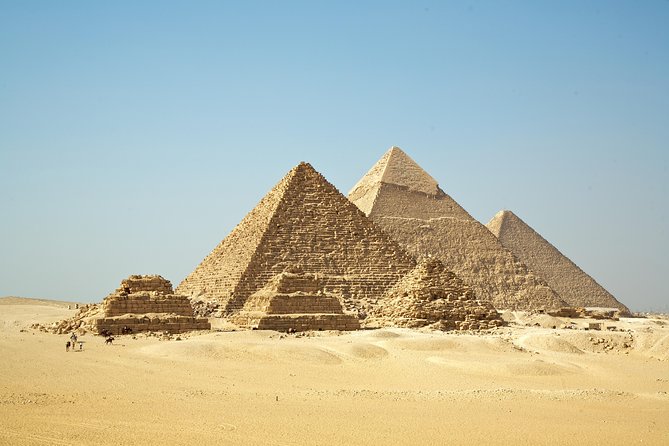 All Inclusive day tour to Giza pyramids, Egyptian museum and Felucca - Who should book this experience