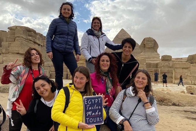 All Inclusive: Day Tour to Giza Pyramids, Saqqara and Dahshur - Giza Plateau: the Great Pyramid and its neighbors