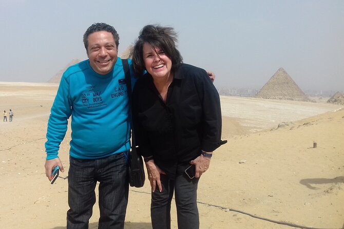 All Inclusive Full-Day Tour to Pyramids, Museum, mosque and Felucca - What the private format adds
