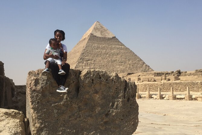 All Inclusive To Giza Pyramids, Sphinx, Cairo Museum, Old Bazaar - A 20-minute camel ride with a clear limit