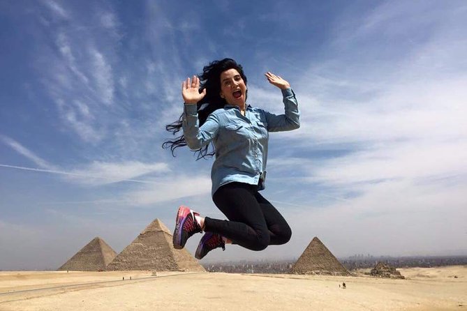 All inclusive Tour Giza pyramids, Sphinx, sakkara, Dahshur,Camel - Starting at Giza with the Great Sphinx