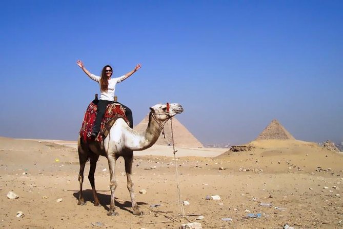 ALL inclusive Tour to Giza Pyramids Sakkara from Alexandria Port - Guides, group size, and the feel of the day