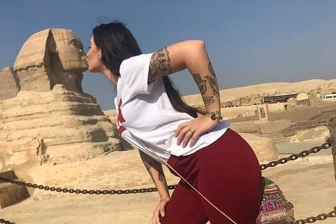 All inclusive Tour to the Giza Pyramids, Sphinx and Camel ride - Why a private guide matters at Giza
