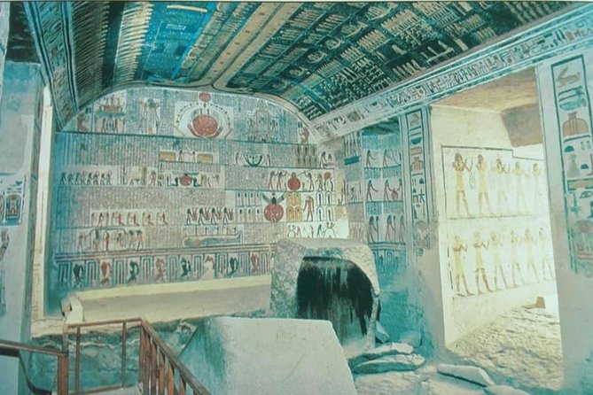 Amazing 3-Nights Cruise From Aswan To Luxor including Abu Simbel&Hot Air Balloon - Day two: Why Abu Simbel is worth the long road trip