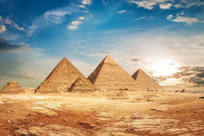 An Epic Journey to the Pyramids of Giza! - A three-hour schedule that keeps the visit focused