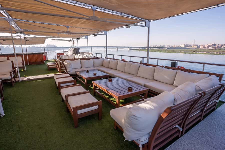 Aswan: 3 Days Nile River Cruise & Hot Air Balloon Ride - Guides, communication, and the small details
