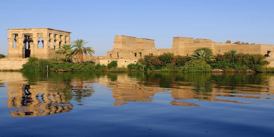 Aswan: Philae Temple Guided Half-Day Group Tour - Entering the temple of Isis