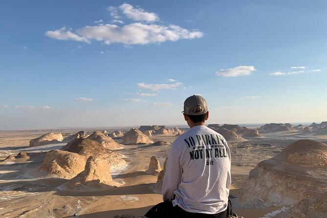 Black and White Desert and Bahariya Oasis Tour 2 Days 1 Night - Sunset, barbecue, and a Bedouin evening