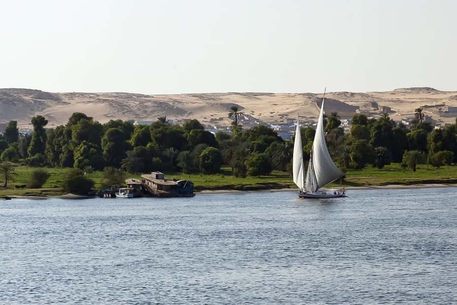 Cairo: 1 or 2-Hour Felucca Ride on the Nile with Transfers - A quiet hour on the Nile after Cairo’s noise