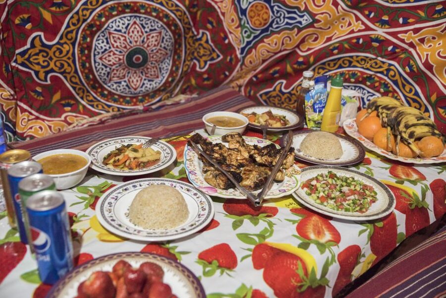 Cairo: 2-Day Bahariya Oasis Camp and Desert Tour - Crystal Mountain and Agabat Valley
