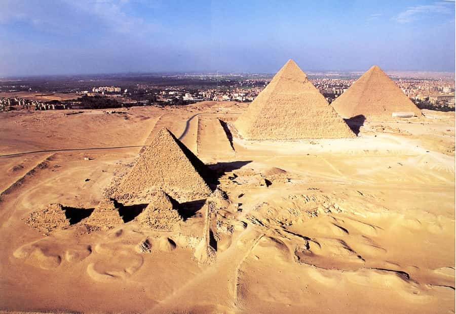 Cairo: 6-Day Egypt Tour with Flights and Nile Cruise - Day 1: Giza pyramids and the Egyptian Museum