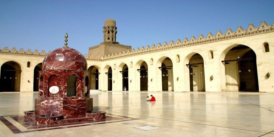 Cairo: All-Inclusive Coptic & Islamic Cairo Tour with Lunch - The private car and Cairo traffic