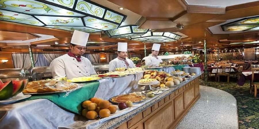Cairo: Buffet Dinner Cruise with Folkloric Show - Smart ways to make the evening better