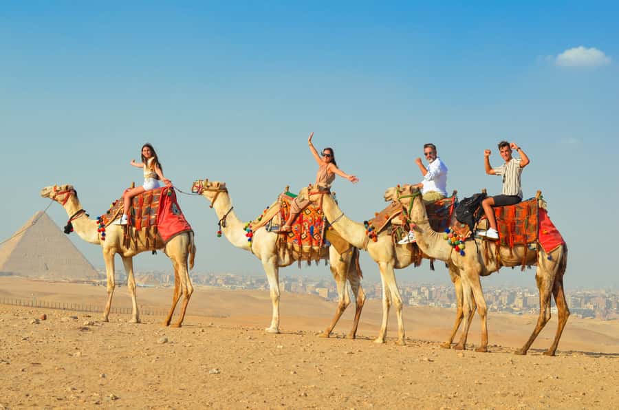 Cairo: Camel Ride Around The Pyramids with Hotel Pickup - What the two-hour schedule really includes