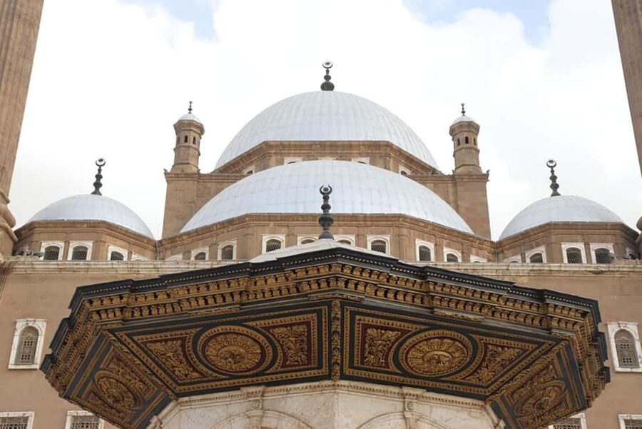 Cairo: Citadel of Salahdin & Mohamed Ali Mosque QR Ticket - Mohamed Ali Mosque and the most dramatic interior