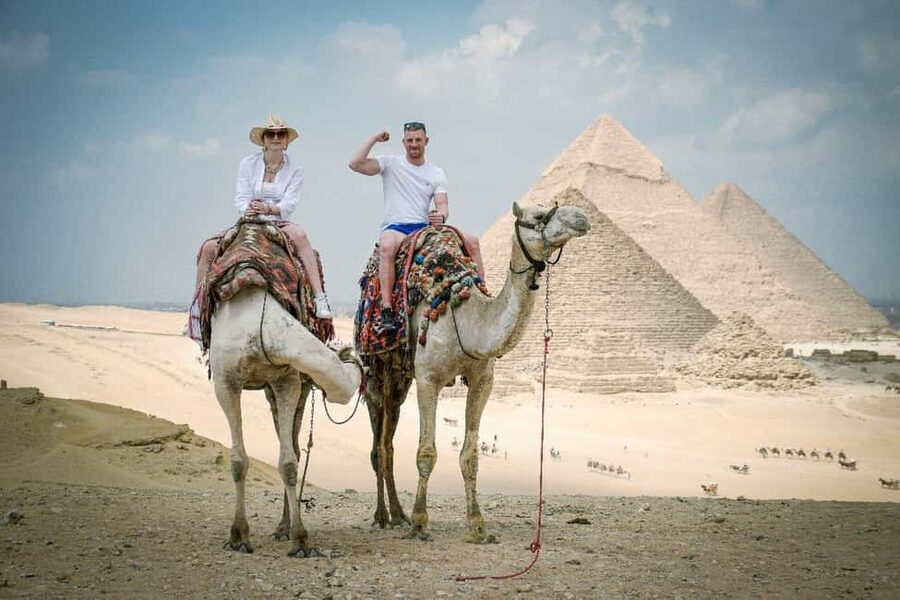 Cairo Day Tour: Pyramids, Museum, Camel Ride & Local Lunch - One day, five thousand years of Cairo
