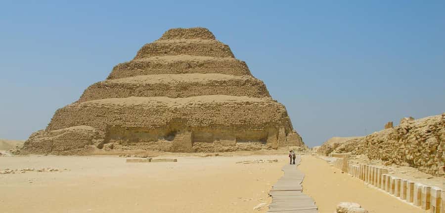 Cairo: Djoser, Bent Pyramid & Memphis Day Trip - The value of a guide on this particular day