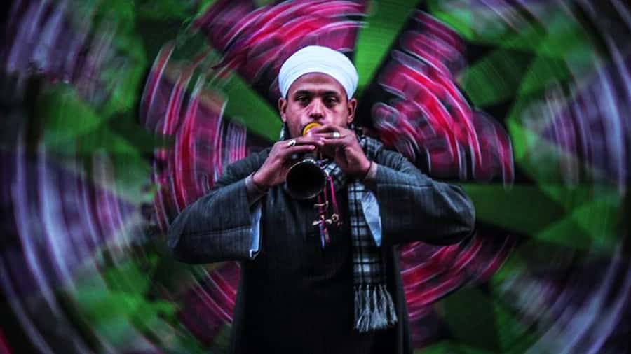 Cairo: Egyptian Heritage Tanoura Dancing Troupe Show - The Tanoura finale and its spiritual meaning
