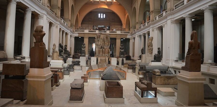 Cairo: Egyptian Museum, Citadel, and Old Cairo Guided Tour - Old Cairo: churches, a synagogue, and lived-in history