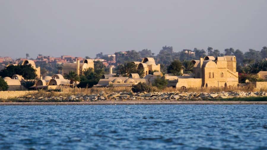 Cairo: Fayoum, Wadi El Rayan, and Wadi al Hitan 4x4 Tour - Wadi El Rayan, Egypt’s first protected natural area