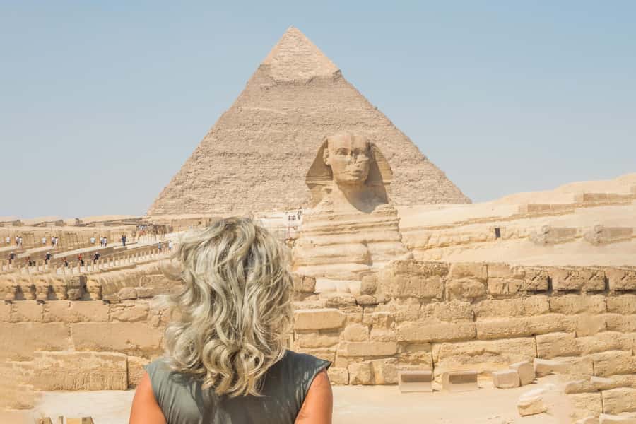 Cairo: Female-Guided Pyramids, Sphinx & Museum City Tour - The Valley Temple and Great Sphinx