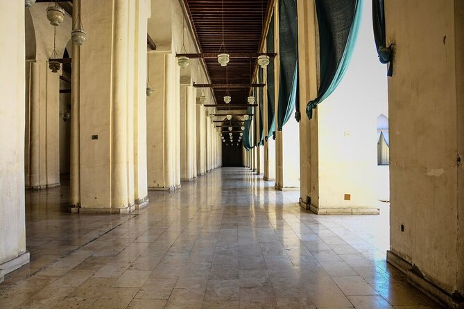 Cairo/Giza: 2-Day Pyramid, Museum, Bazaar Private Tour - Why two days works better than one