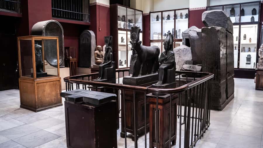 Cairo: Giza Great Pyramids Tour with Sightseeing Options - Old Cairo brings a different kind of history