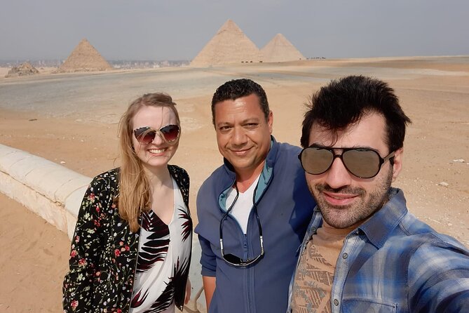 Cairo: Giza Pyramid, Sakkara & Dahshur Full Day Private Tour - Giza: the famous pyramids in person