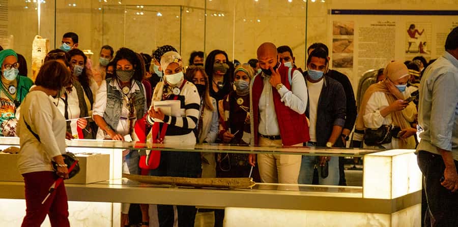 Cairo: Giza Pyramids & Museum of Egyptian Civilization Tour - What to bring and what to watch