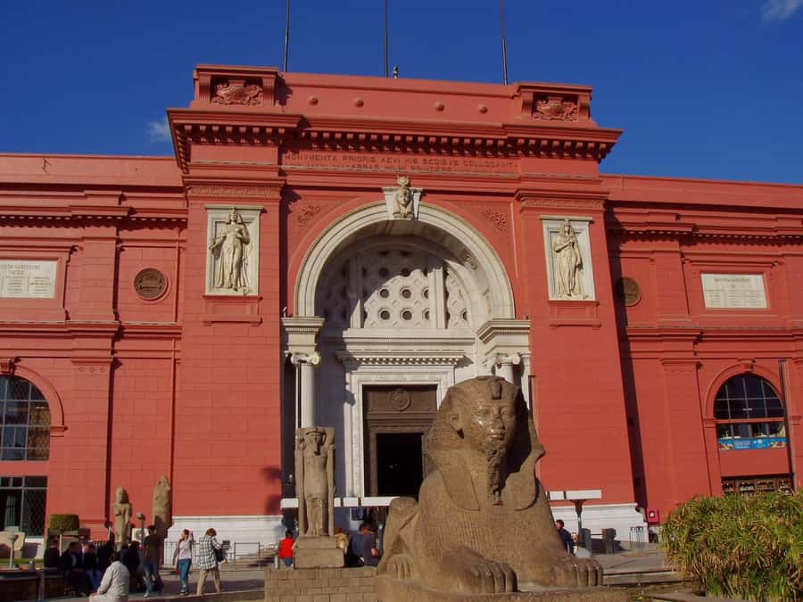 Cairo: Giza Pyramids, Museum & Tahrir Square Private Tour. - The Great Sphinx and Chephren’s Valley Temple
